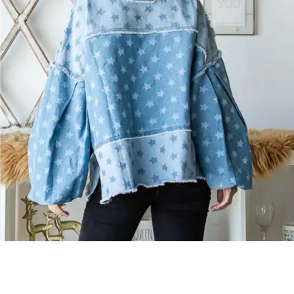 Oli & Hali Blue Star Pattern Denim Top Sz L - Picture 3 of 11